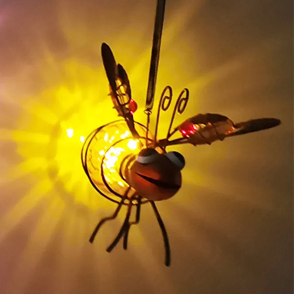 Solar Powered Hanging Bug Light Metal Hanging Flying Insects Lamp Garden Bug Light Ornament for Outside Lawn Decor