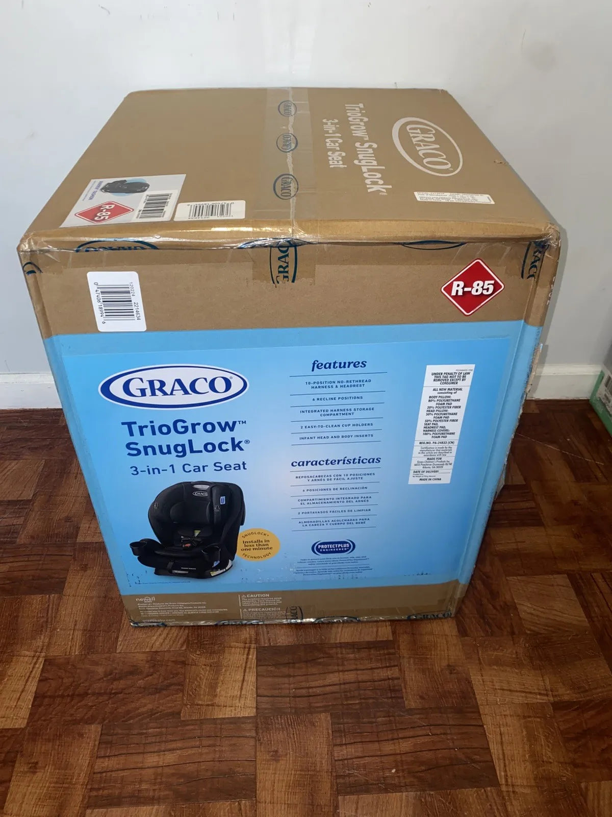 Graco TrioGrow SnugLock 3-in-1 Convertible Car Seat, Warren, Black
