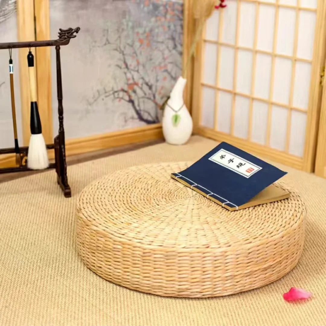 Hot Handmade Woven Natural Straw Round Pouf Tatami Cushion Floor Japanese Style Cushion Home Textile