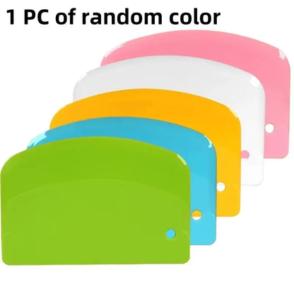 Polychrome Plastic Scraper Cake Cream Scraper Flour Dough Cutting Knife Intestine Powder Scraper Kitchen DIY Tools Baking Tools