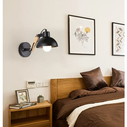 LED Wall Lamp Nordic Bedside Bedside Iron Wood Wall Lights Practical Adjustable Reading Study Lighting New Home Decors Sconces