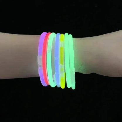 100PCS Glow Stick Christmas Halloween New Year Children's Toys Glow Dance Festival Party Glow Wristbands Glow Bracelet Concert