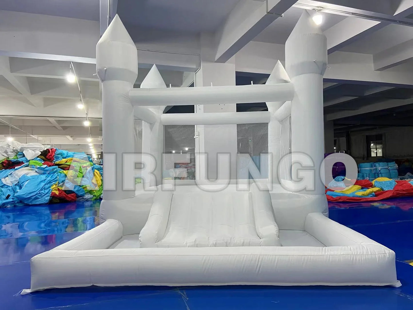 （This product is currently out of stock）White Bounce House With Slide Ball Pit Party  Inflatable Mini Bouncy Castle With Blower