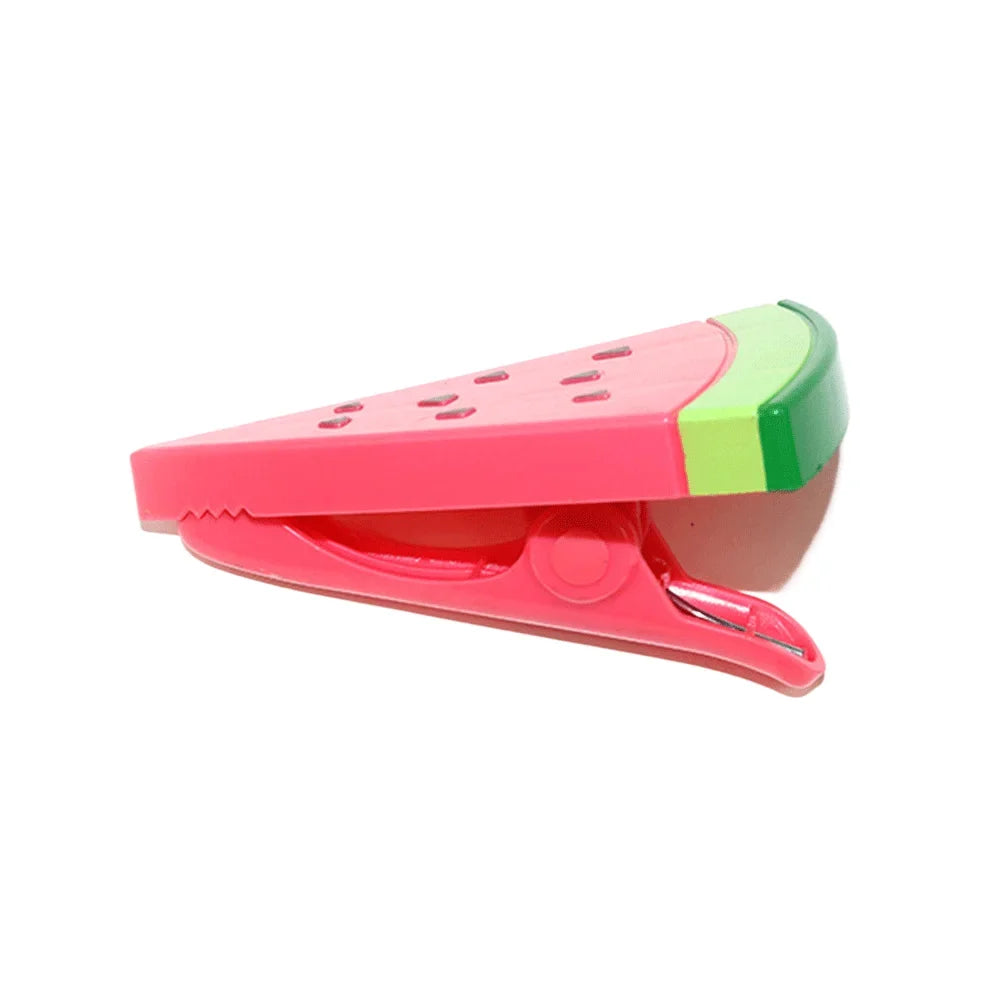 Cute Plastic Beach Towels Clips Large Drying Racks Retaining Clip Windproof Clothes Pegs Pins Animal Decorative Clothespins