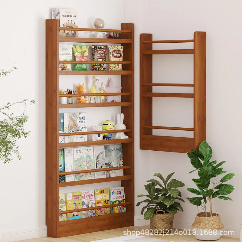 Behind the door, there is a small bookshelf, a multi-layer solid wood ultra-thin bookcase, a newspaper rack, a narrow slit child