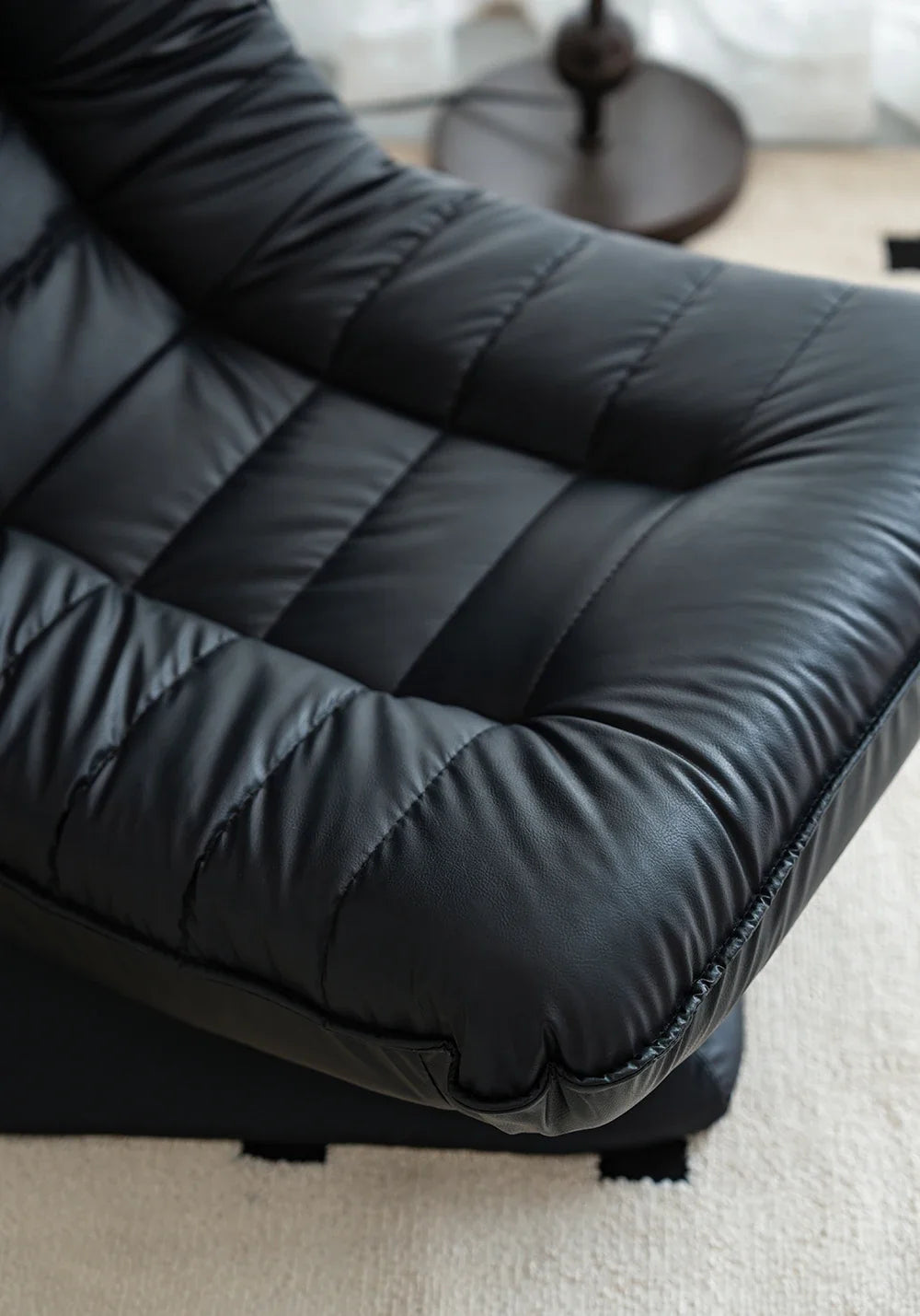 Rotating Lounge Chair for Adults And Children - 360-Degree Swivel Seating - Cushioned Banana Chair