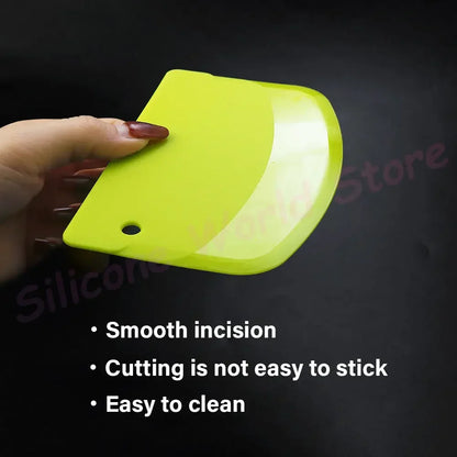 Polychrome Plastic Scraper Cake Cream Scraper Flour Dough Cutting Knife Intestine Powder Scraper Kitchen DIY Tools Baking Tools