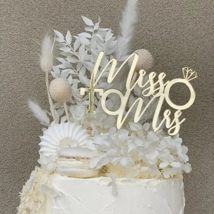 Ins Gold Acrylic Ring Wedding Cake Topper Bride Groom Proposal Party Wedding Cake Topper for Engagement Gift Dessert Decoration