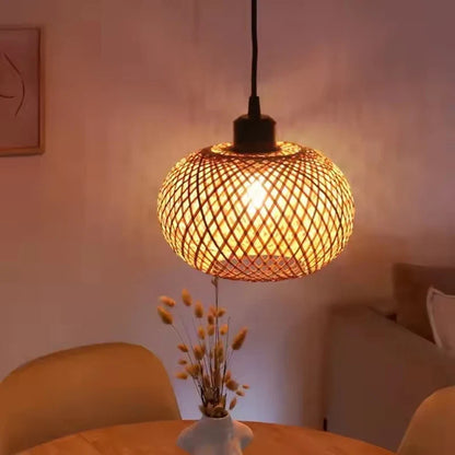 Retro Bamboo Pendant Lamp Woven Chandelier Hanging Lamp Handmade Rattan Pendant Light Fixture Restaurant Dining Room Indoor Ligh