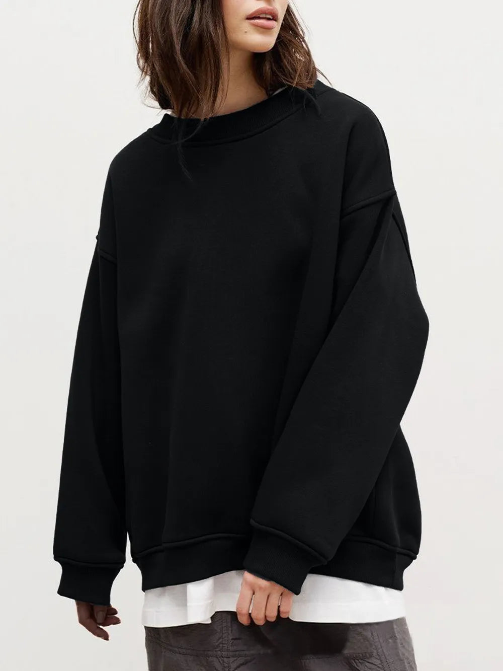 Autumn and winter new solid color round neck loose pullover sweatshirt long sleeved fleece sweater for women