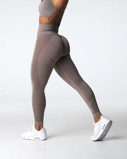 Seamless Skinny Hip Raise Ankle-Length Pants