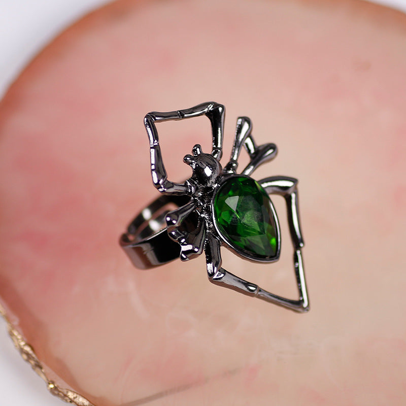 Retro Black Spider Rhinestone Ring
