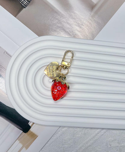 LAEKOU Cute Strawberry Keychain Accessories for Women, Y2K Key Chain