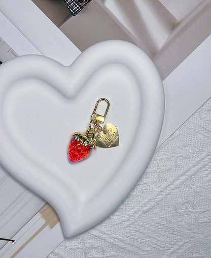 LAEKOU Cute Strawberry Keychain Accessories for Women, Y2K Key Chain