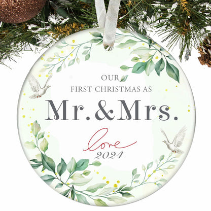 XKDOUS 2024 1st Christmas Mr & Mrs Ceramic Ornament Wedding Gift