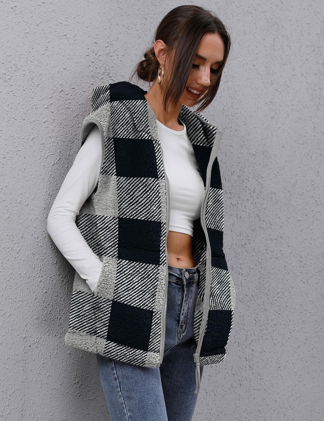TFSDOD Womens Fuzzy Sherpa Fleece Vest Cozy Sleeveless Sweater Plaid- Size  M