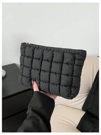 Verdusa Women's Puffy Quilted Makeup Bag Cosmetic Clutch Black One-Size