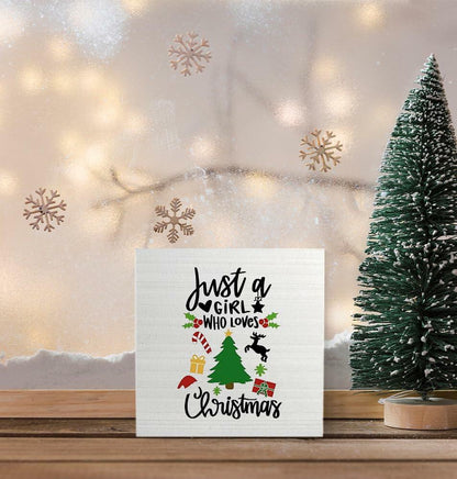 Absnfatu Christmas Wooden Box Sign Just a Girl Who Loves Christmas 5x5 Inch