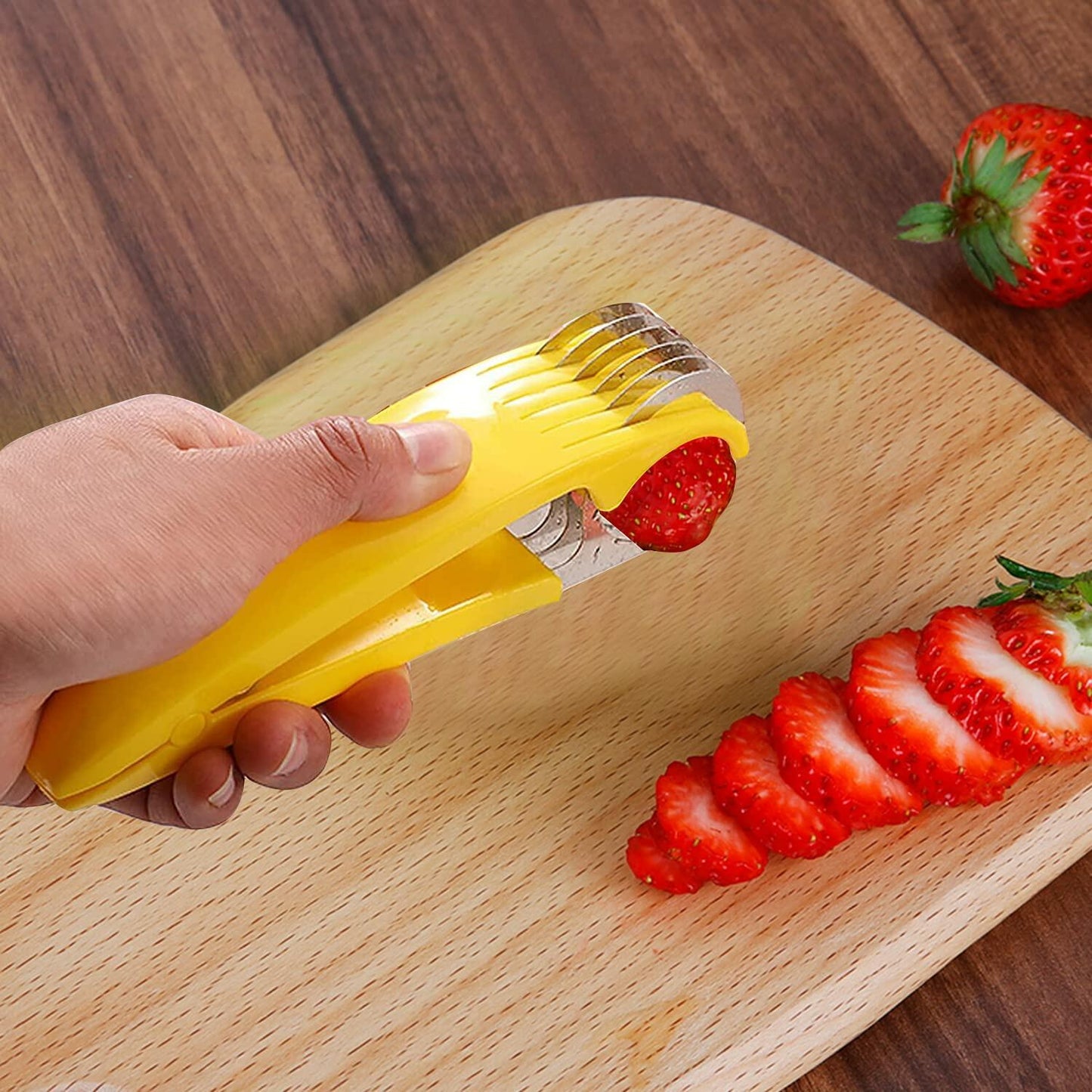 Guyuyii Banana Slicer Quick Safe Cutter Even Slices Kitchen Gadget
