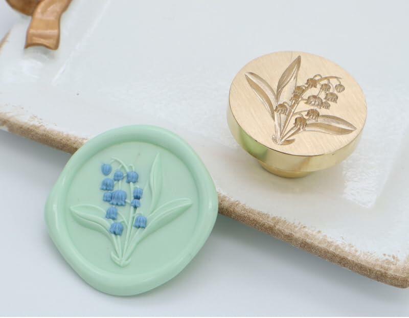 Tulip 3D Embossed Brass Wax Seal Round Wood Handle Vintage Flower Design