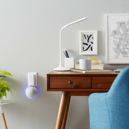 Made For Amazon Outlet Hanger White for Echo Dot 4th Generation