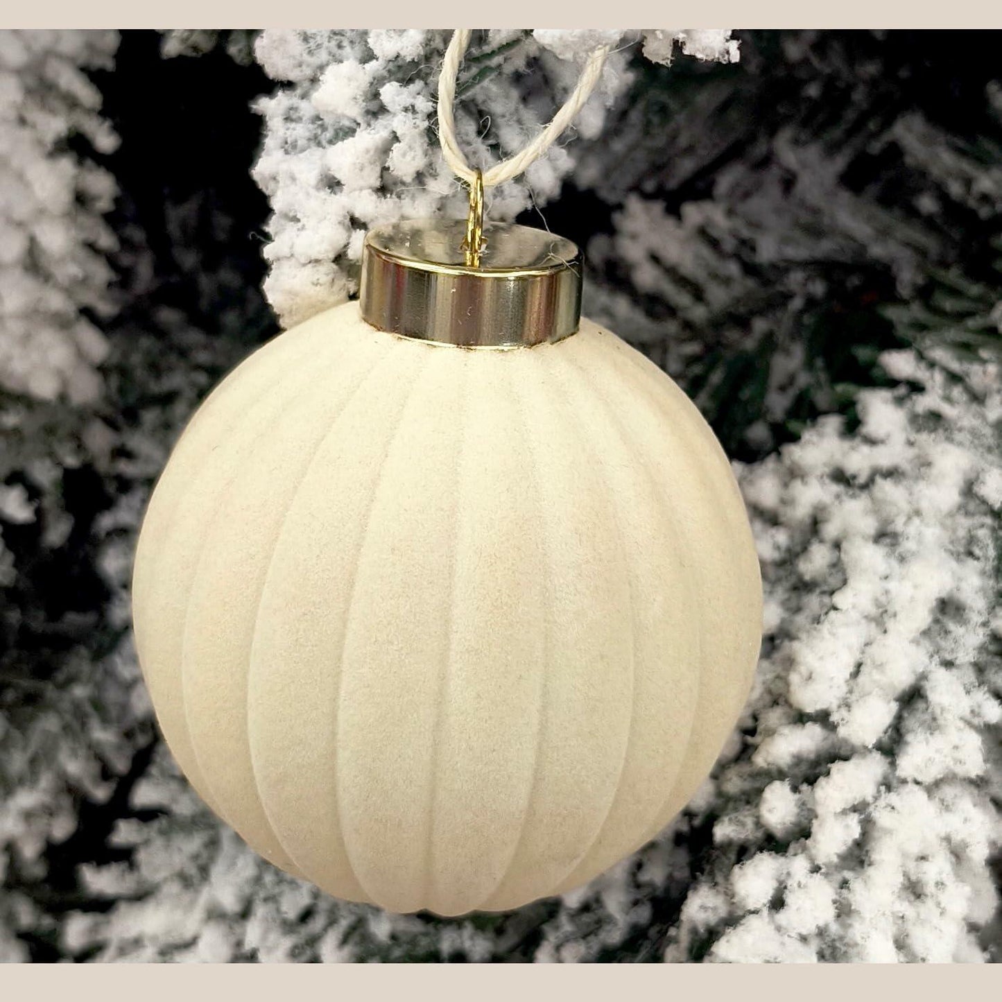 Obgora 15PCS 3.15" Beige Velvet Flocked Christmas Ornaments Balls