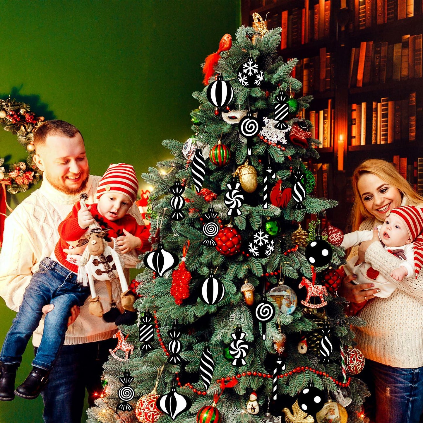 Arosche Christmas Candyland Tree Decorations 24Pcs Wooden Black Ornaments