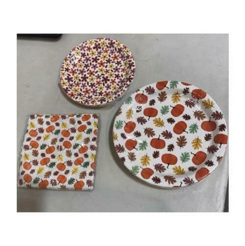 Guzbewu Fall Birthday Party Tableware 20Pc Floral Plates Napkins Pumpkins