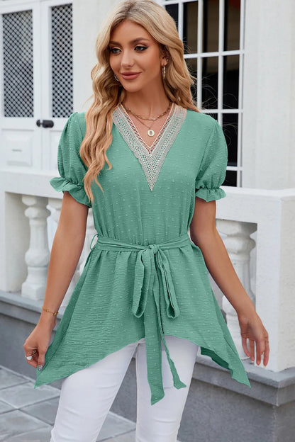 Solid color V-neck lace patchwork loose short sleeved dress