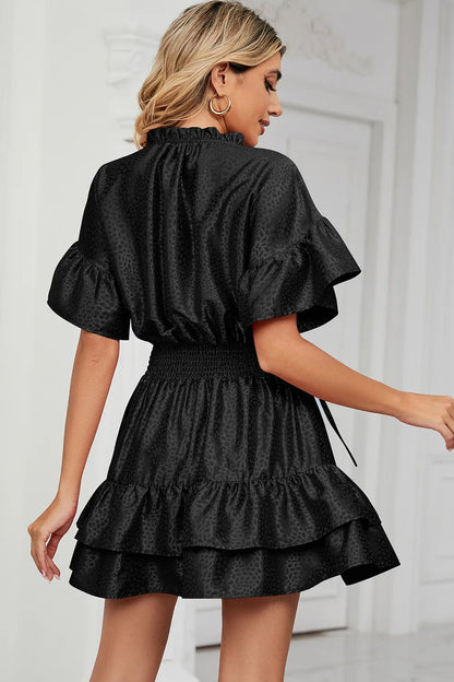 Solid color waist cinching loose V-neck lotus leaf dress for women