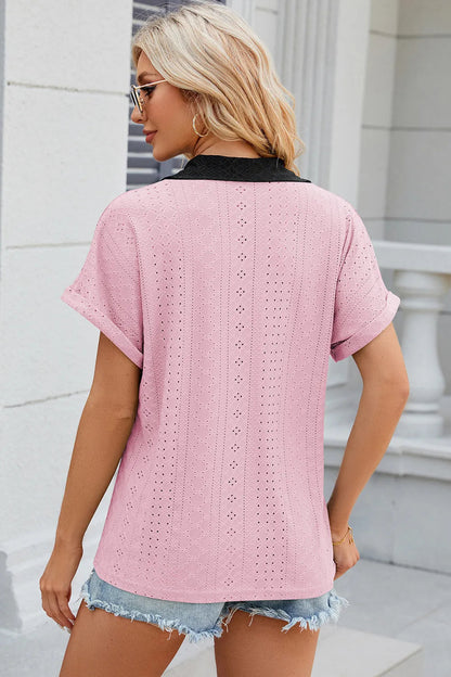 V-neck contrasting short sleeved loose T-shirt top for women